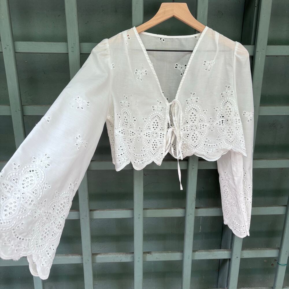 White Eyelet Tie Front Crop Blouse Bolero szXS Festval Boho Cottagecore Coquette - Picture 2 of 6